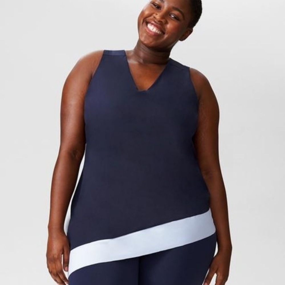 Game By Universal Standard Navy Blue Freestyle V Neck Tank